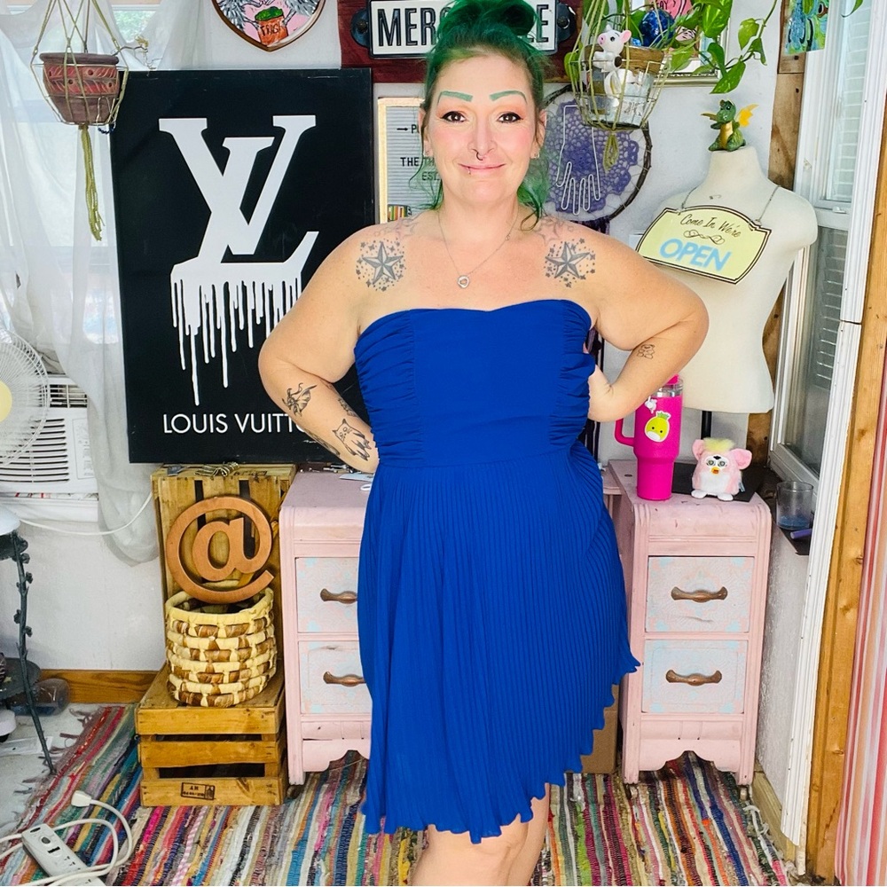 5/48 Blue Strapless Pleated Sweetheart Neckline Night Out Size Small